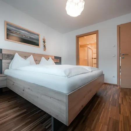 Appartementhaus Crystal Apartment