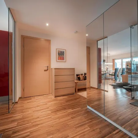 Appartementhaus Crystal Apartment *